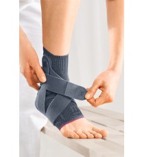 Elastic foot with pads and strap system